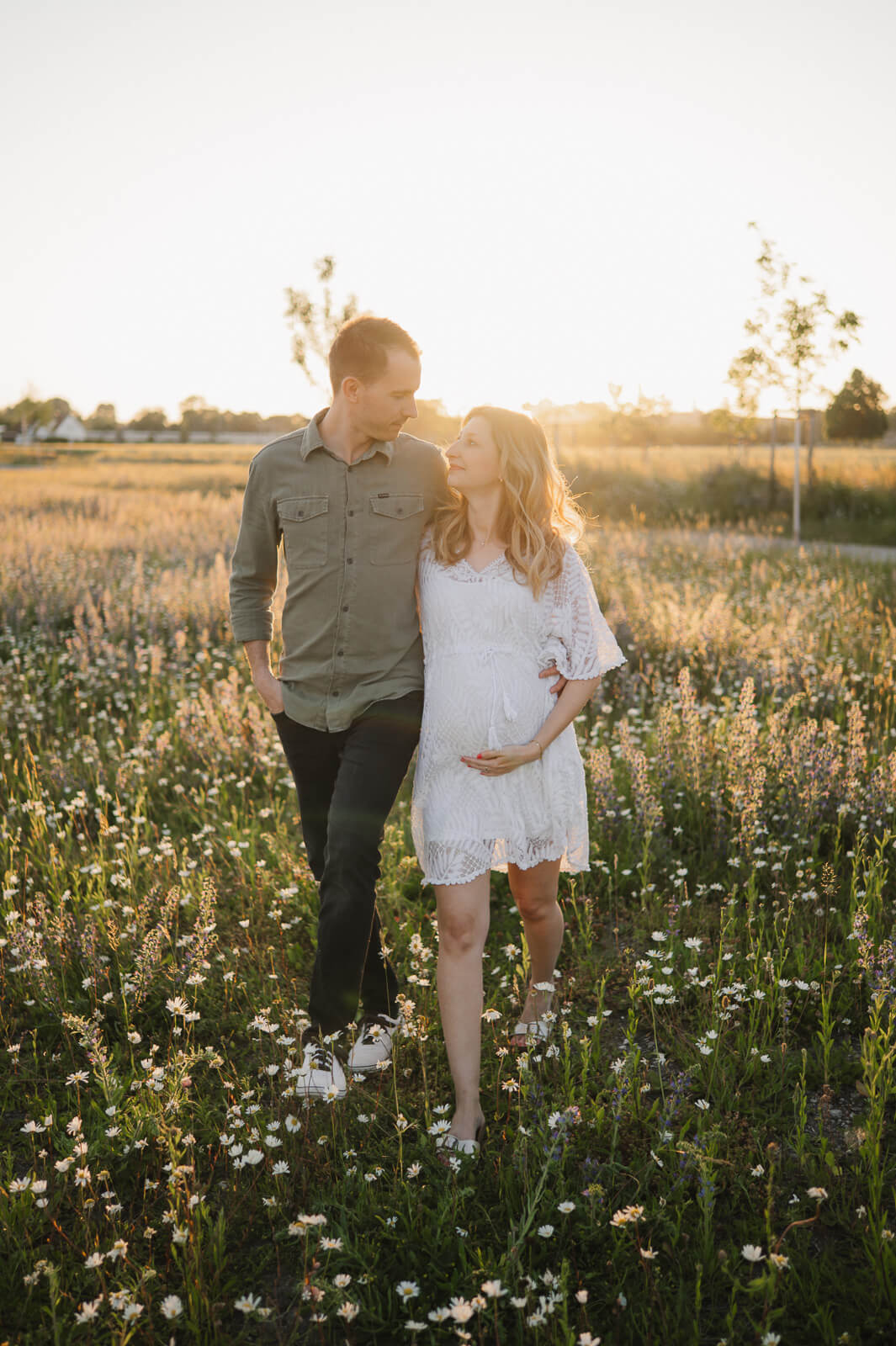 babybauchfotos-sommer-outdoor